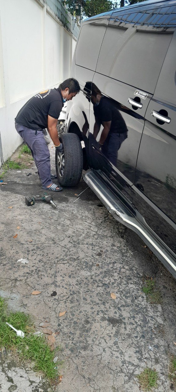 vá vỏ xe lưu động Quận 7